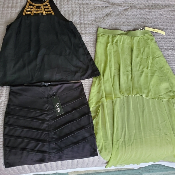 Mixed womens clothes tops, dresses, skirts - Picture 3 of 4